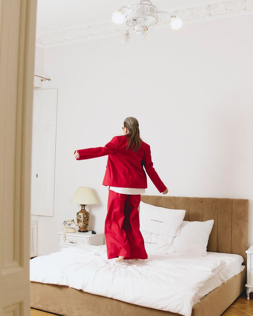 Широкі брюки з високою посадкою