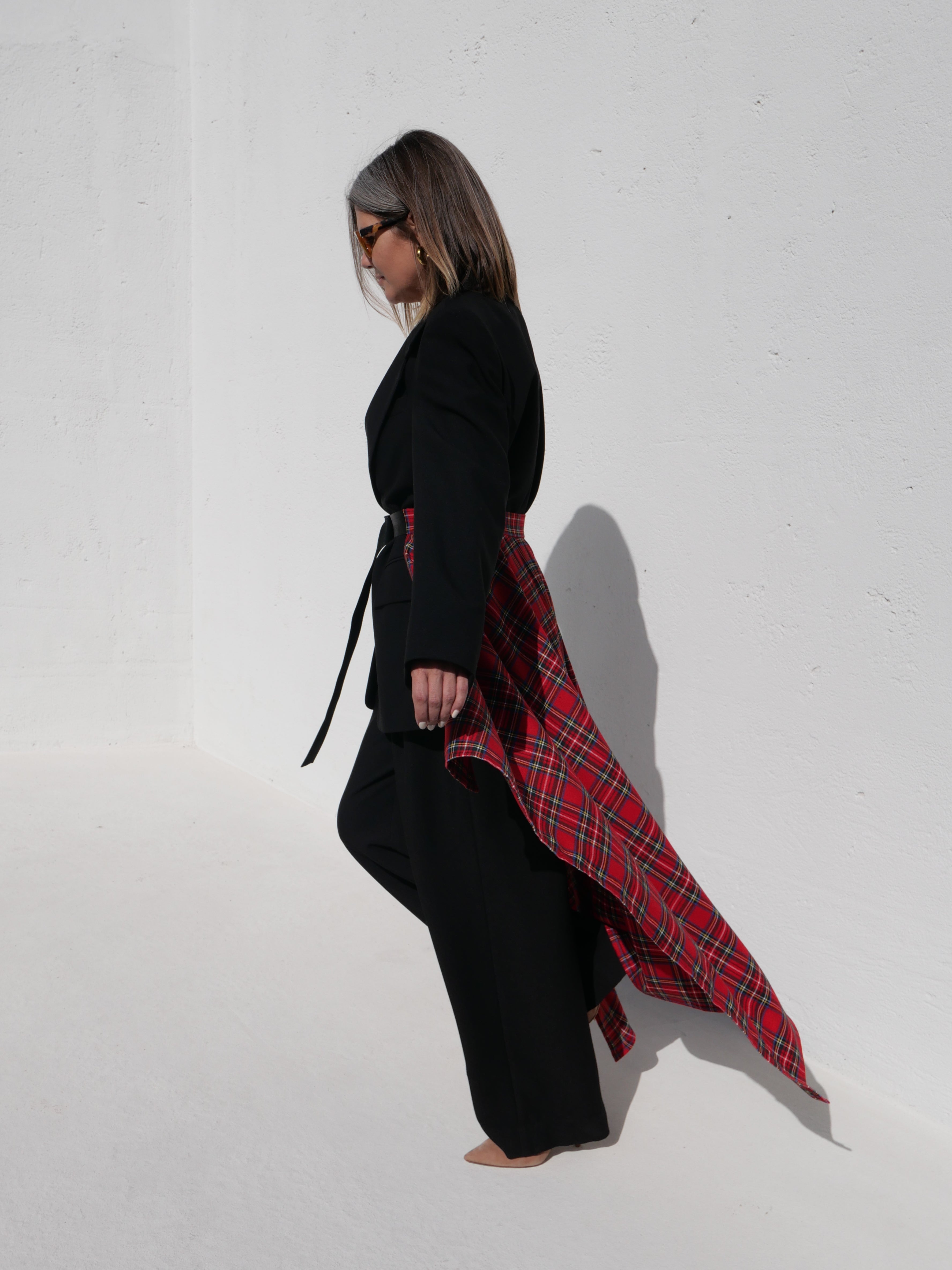 Баска з контрастної клітки