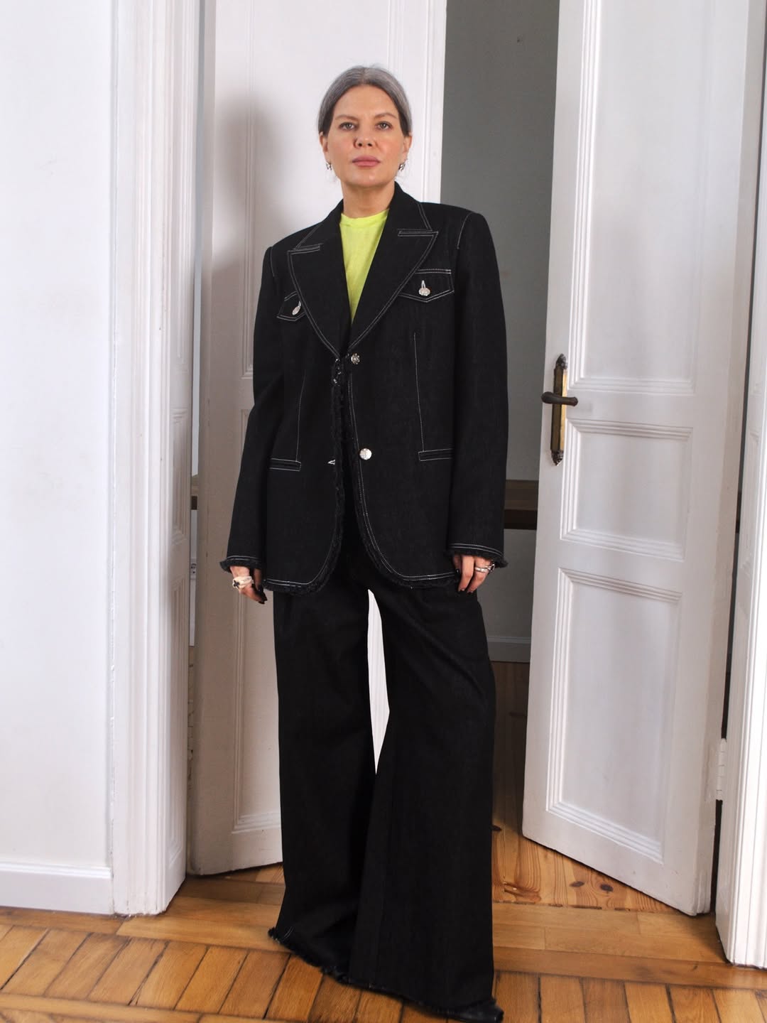 Денімовий жакет oversize з контрастною строчкою