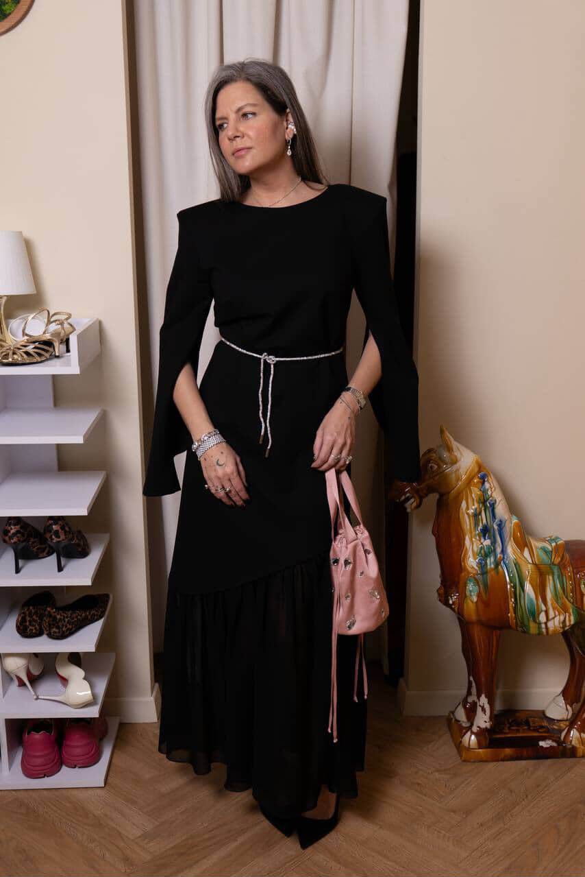 Сукня з акцентними рукавами