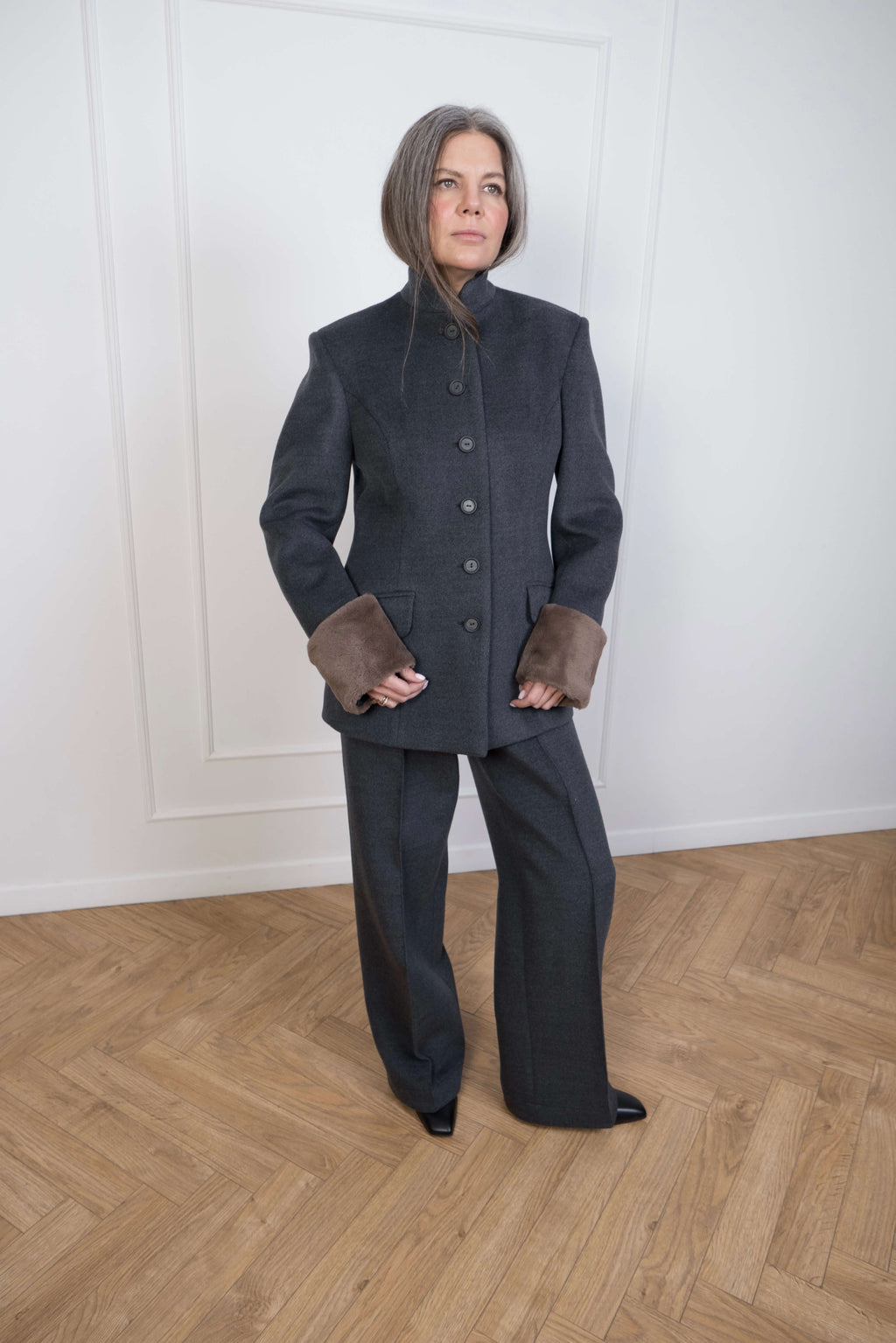 Класичні брюки з кашеміру