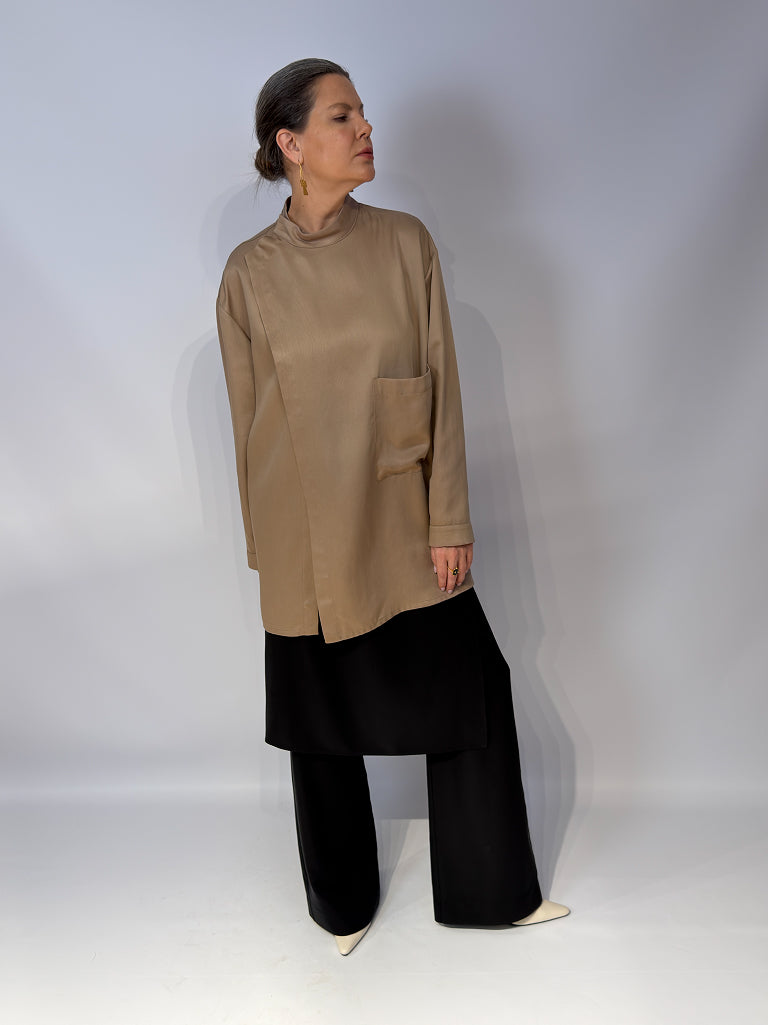 Кофта з коміром-стійкою