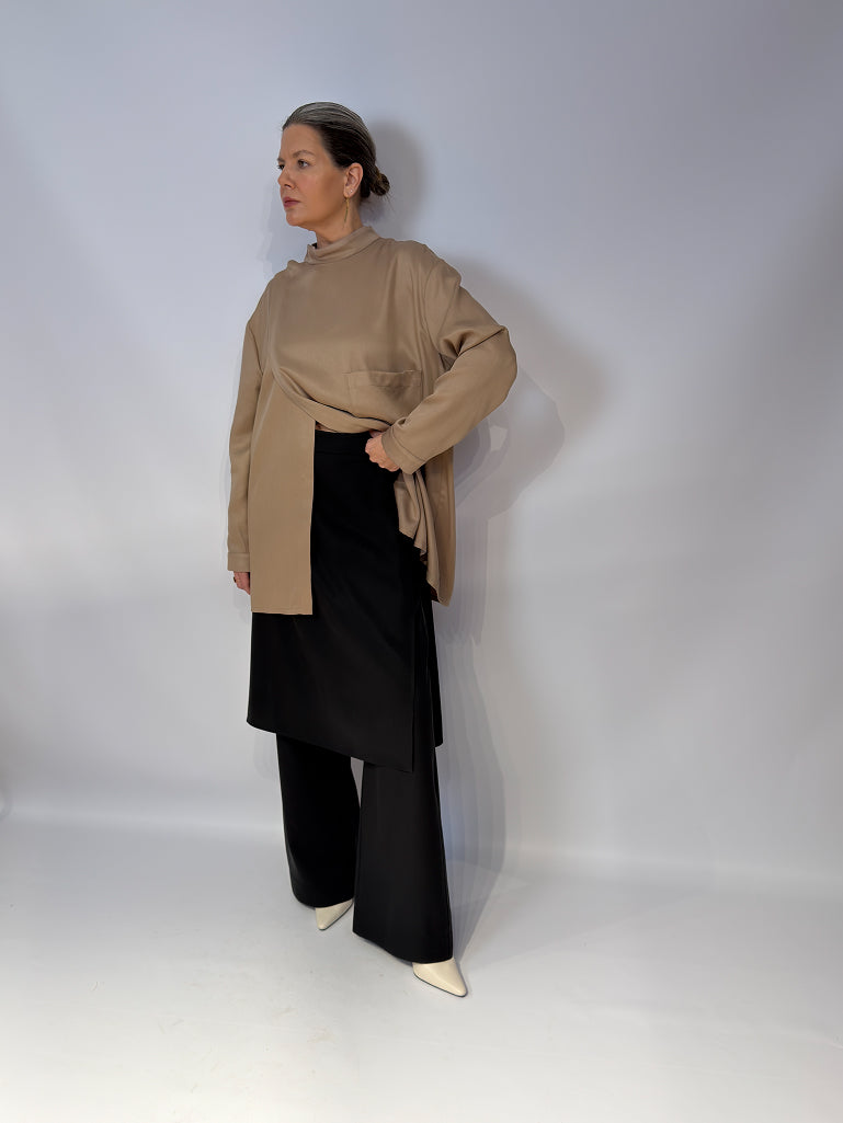 Кофта з коміром-стійкою