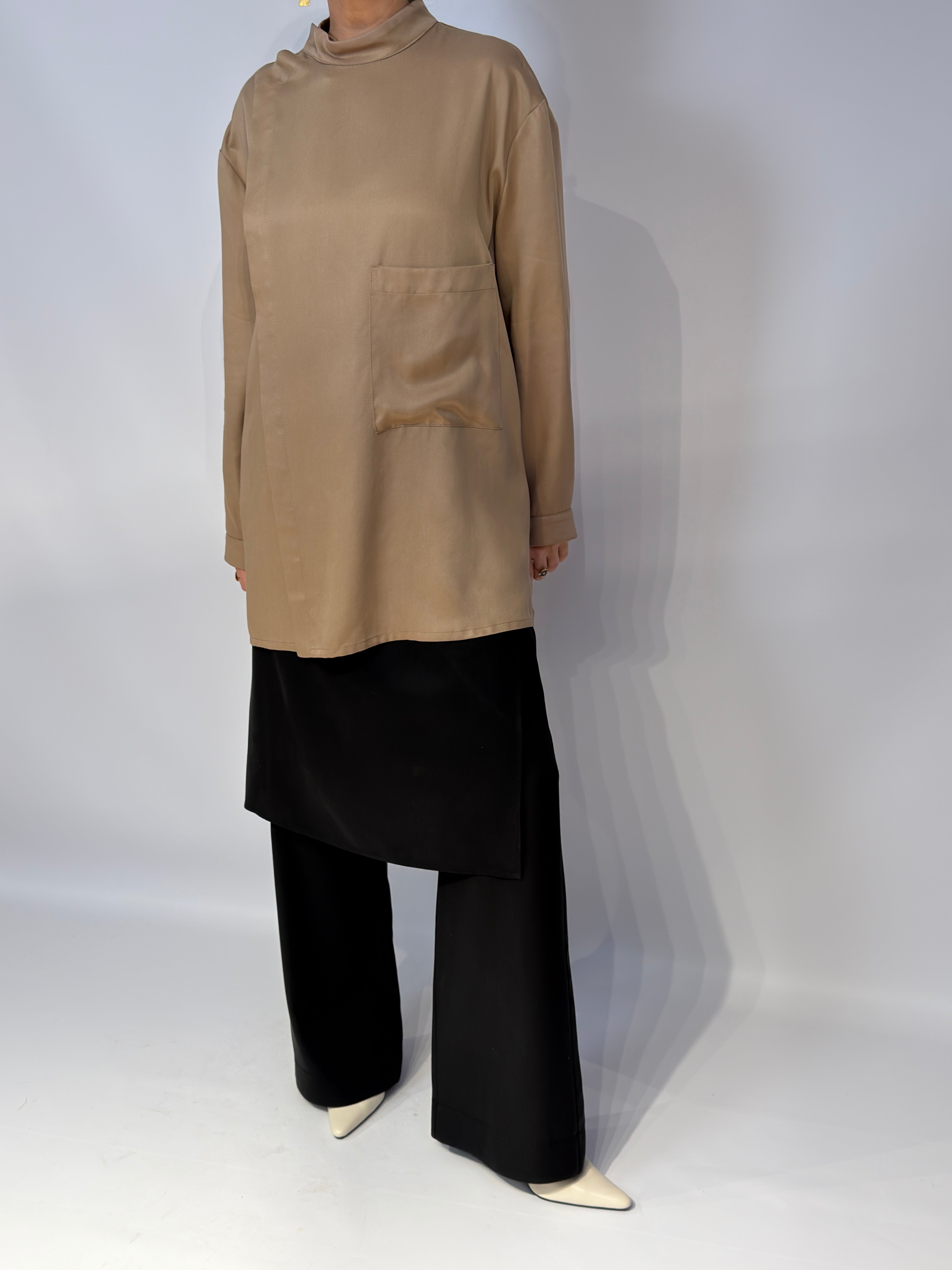 Кофта з коміром-стійкою