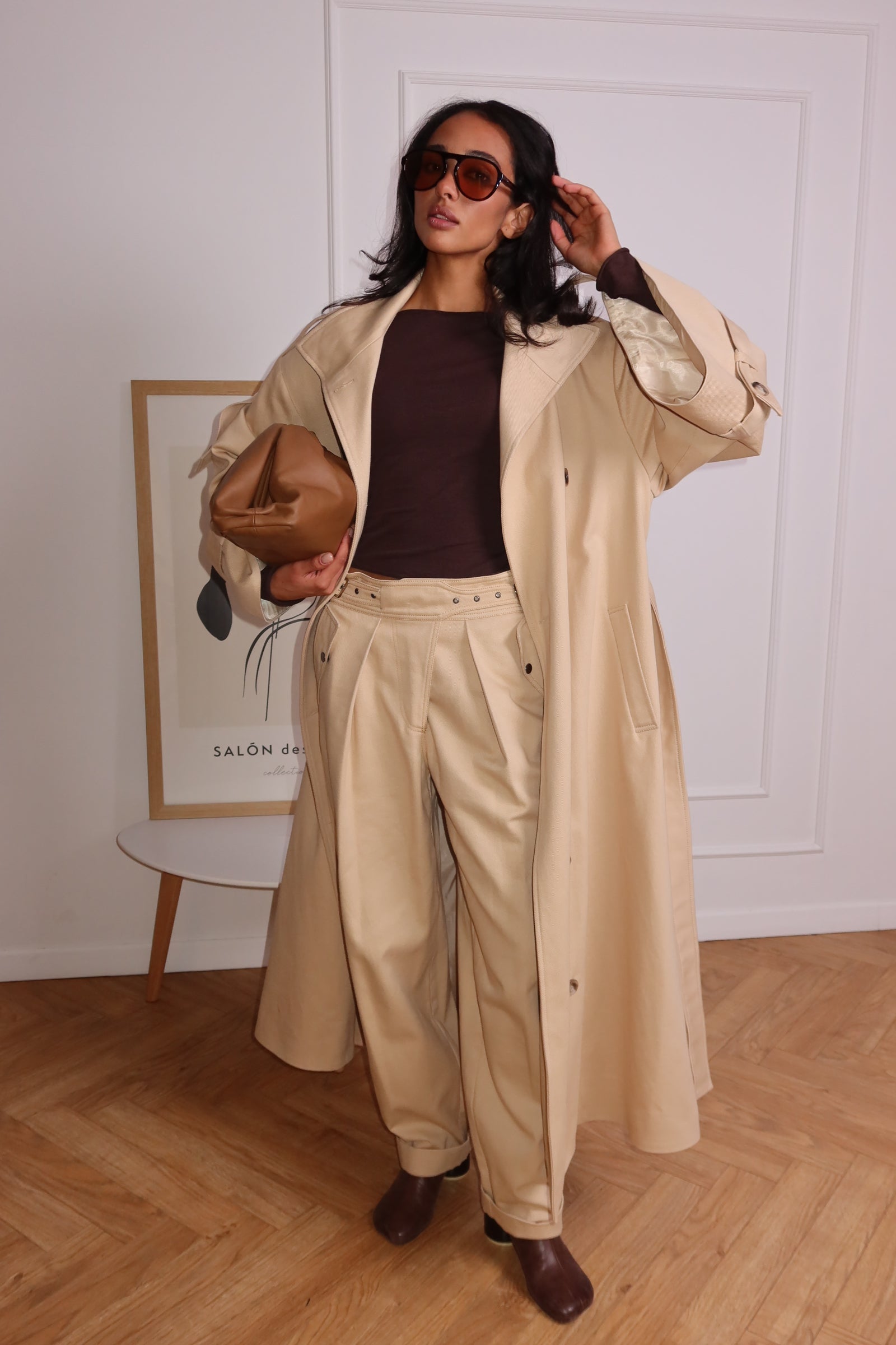 Брюки з високою посадкою