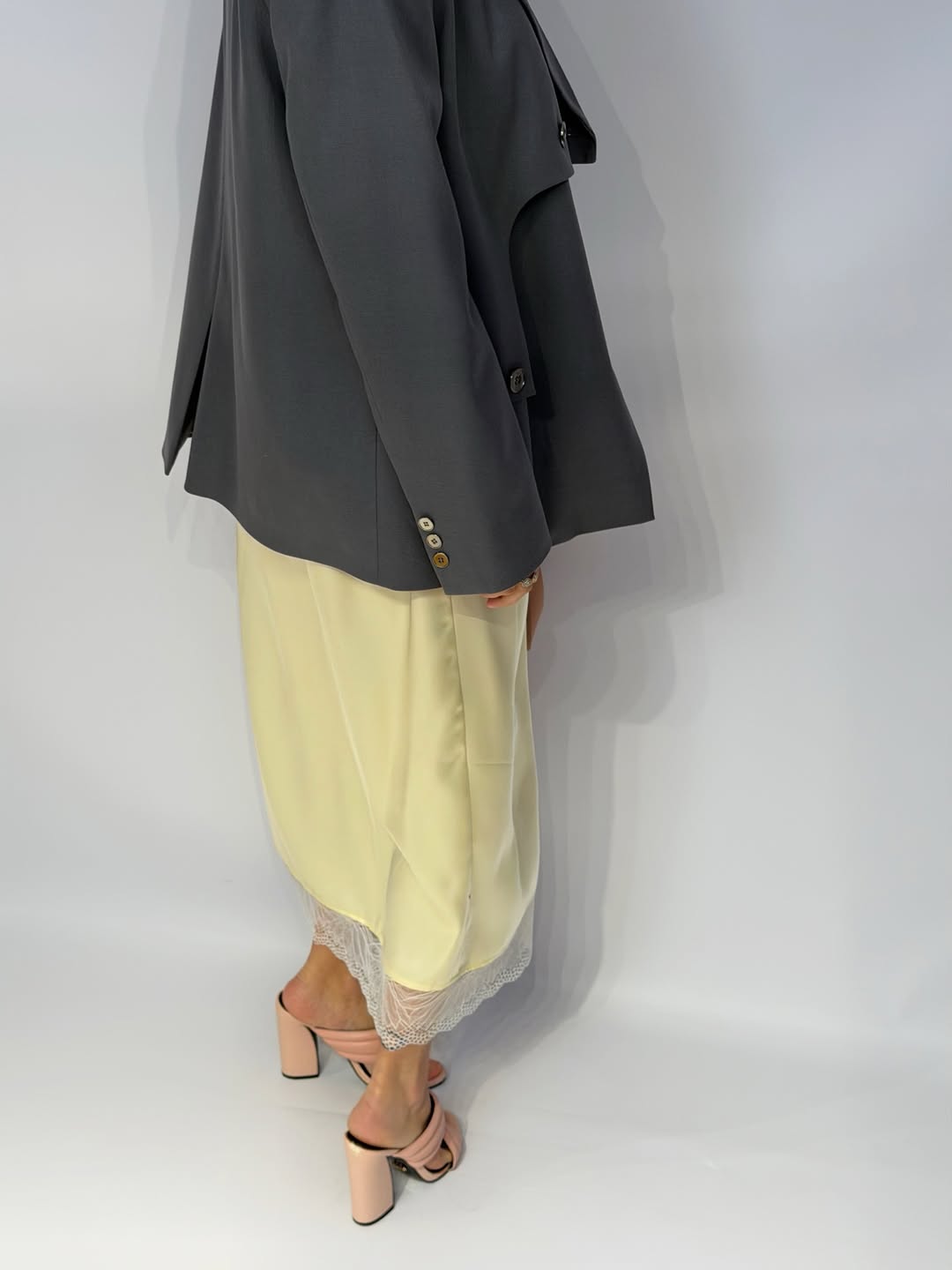 Cпідниця з мережевом